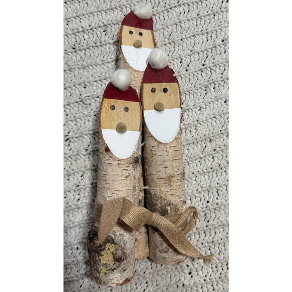 Folk Art 3 Santa Claus Faces Hand Painted On Logs Bow Wrapped 14 in Tall Rustic - Picture 1 of 8